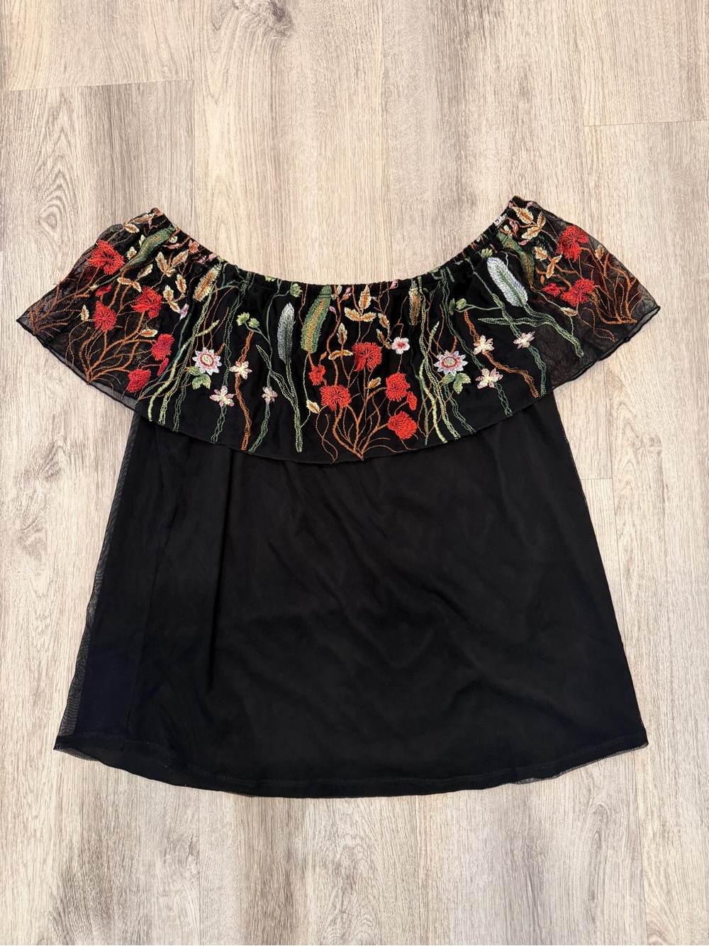 Alison Andrews Large Black Embroidered Floral Off Shoulder Blouse